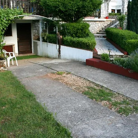 5320b Apartment Njivice